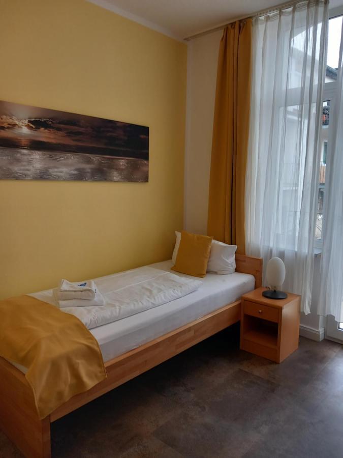 Hotel Karolinger Düsseldorf Buitenkant foto