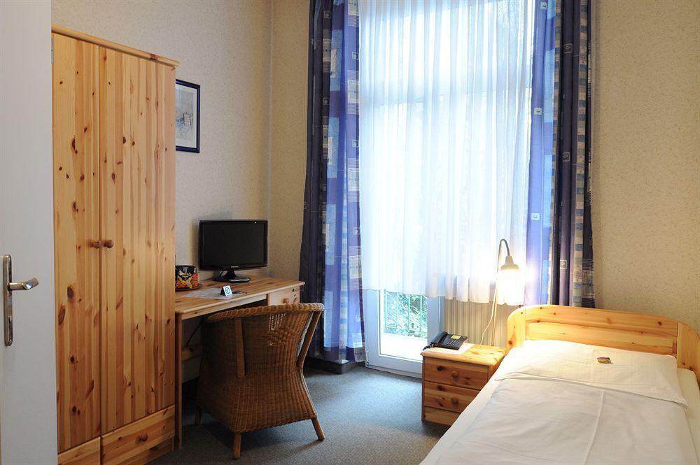 Hotel Karolinger Düsseldorf Buitenkant foto